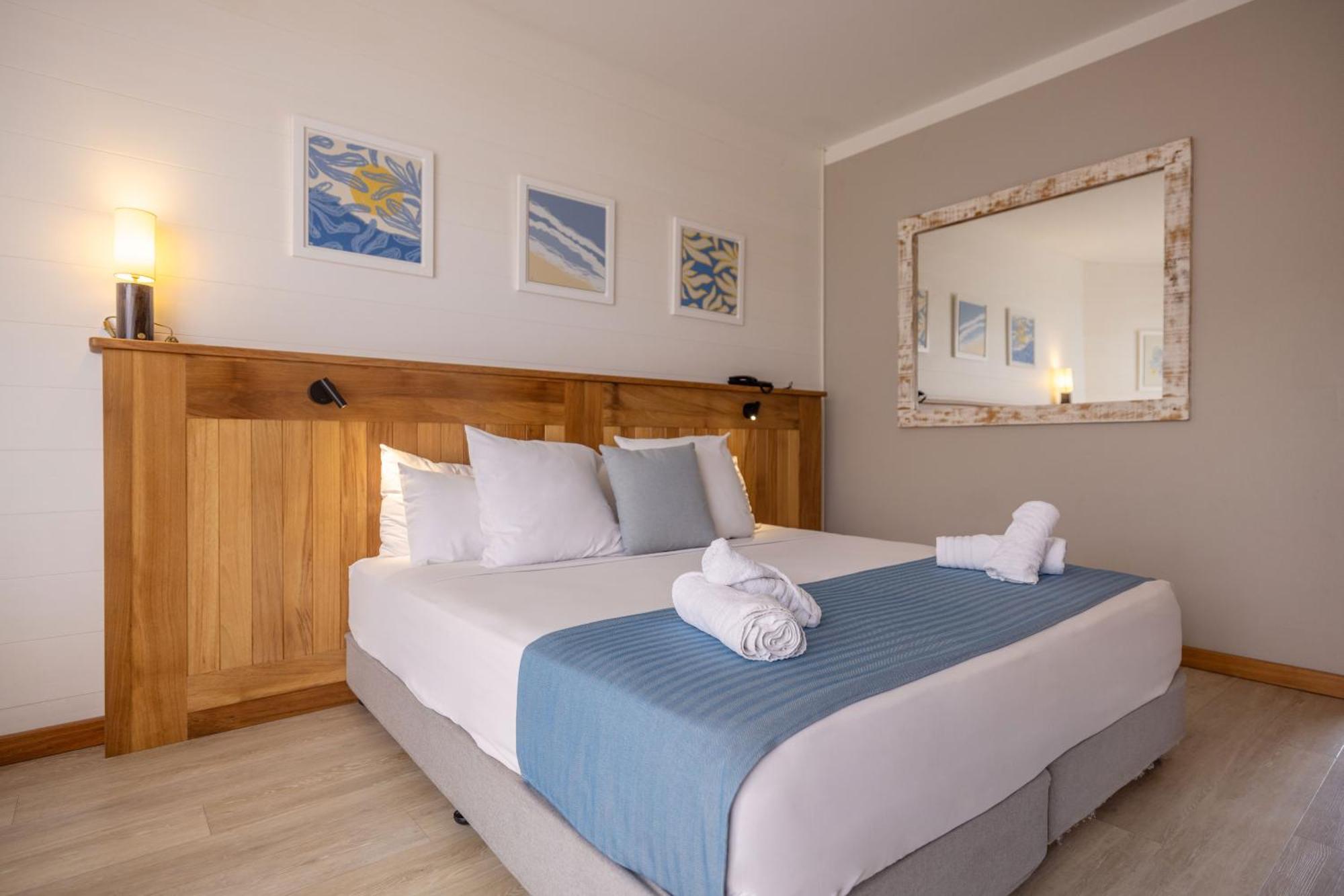 סן-ז'יל-לה-באן Hotel Le Boucan Canot מראה חיצוני תמונה