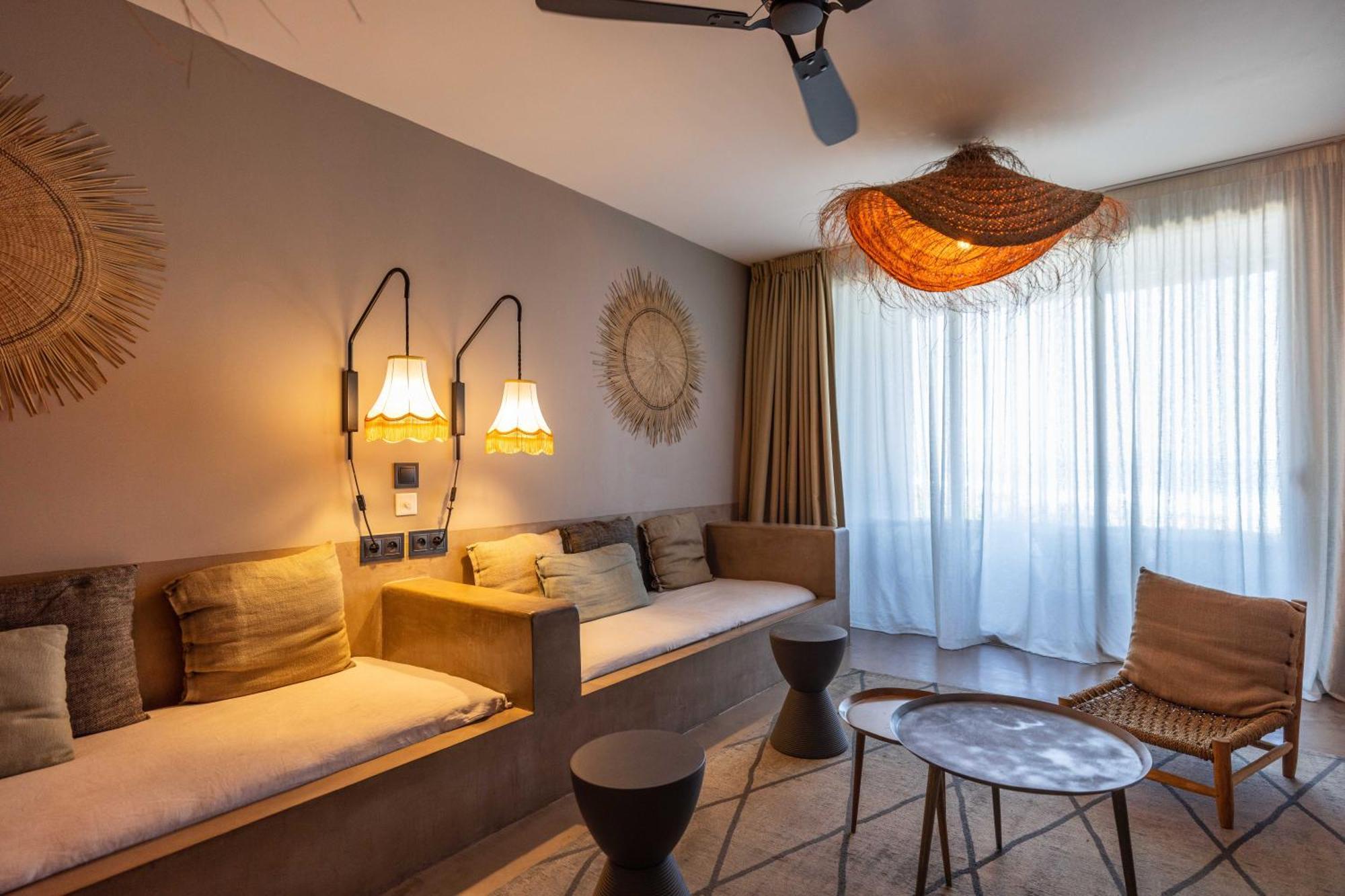 סן-ז'יל-לה-באן Hotel Le Boucan Canot מראה חיצוני תמונה